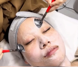 GLASS SKIN FACIAL + LHALA PEEL